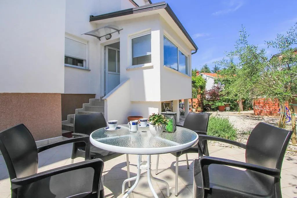 Apartments Aida Porec 0*,  Croatia
