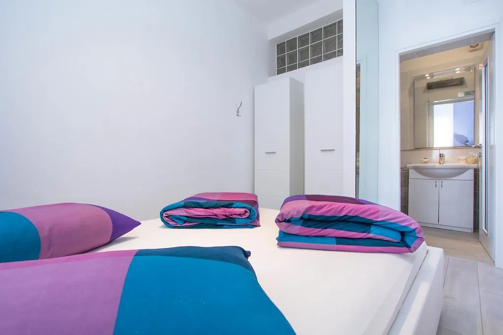 Apartments Aida Porec Croatia